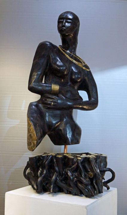 Sculpture titled "L'Africaine" by Michel Neuville, Original Artwork, Wood