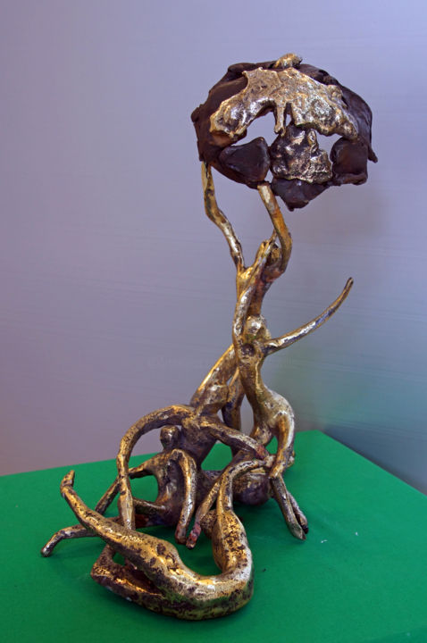 Sculpture titled "UN JOUR PEUT ËTRE" by Michel Neuville, Original Artwork, Bronze