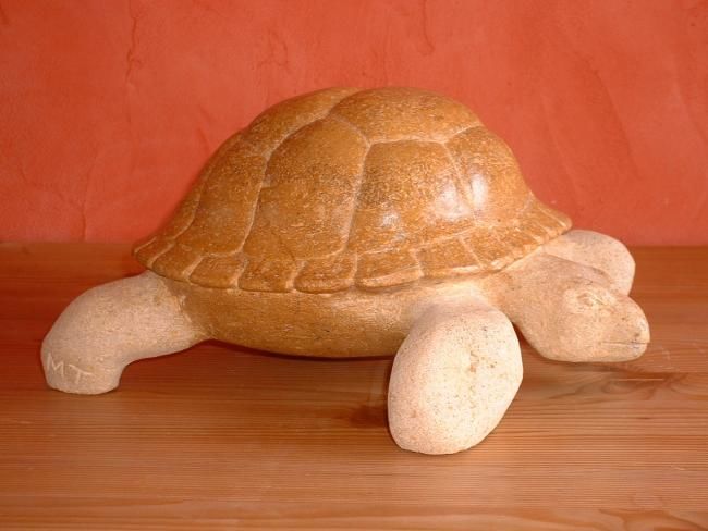 Sculpture intitulée "tortue" par Michel Thevenet, Œuvre d'art originale, Pierre
