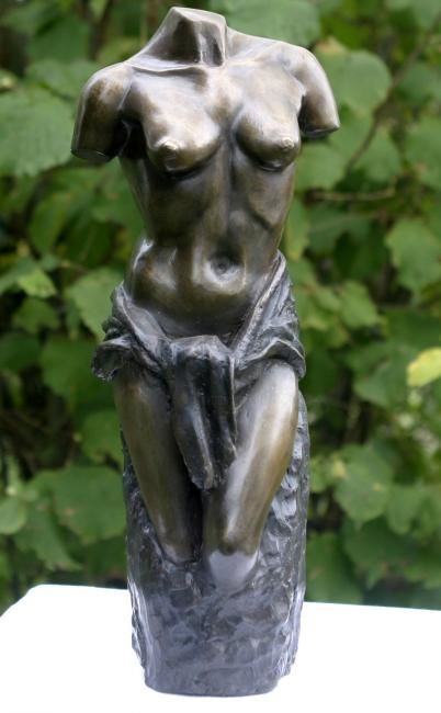 Скульптура под названием "vénus 3" - Joelle Michenet, Подлинное произведение искусства, Бронза