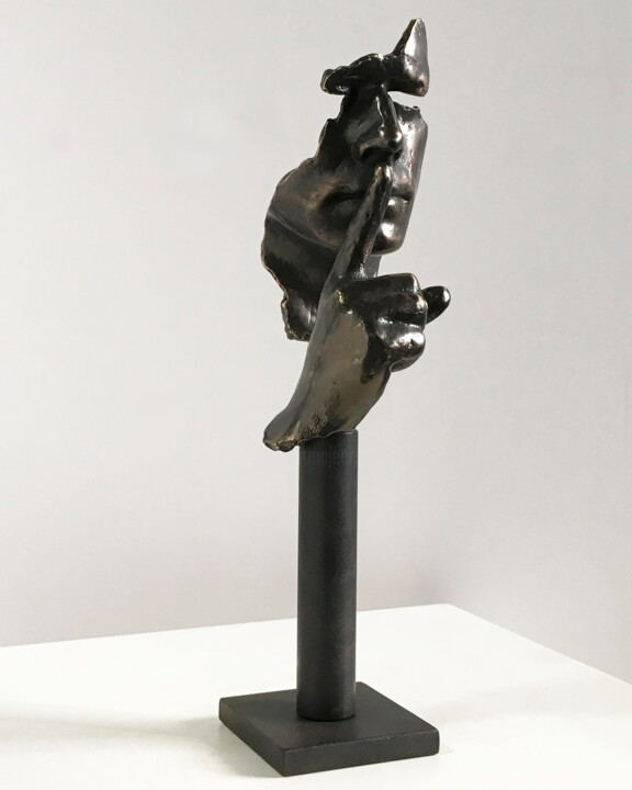 Skulptur mit dem Titel "Calm and Silence sm…" von Miguel Guía, Original-Kunstwerk, Bronze
