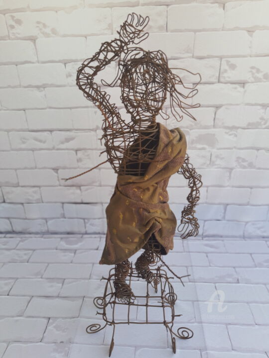 Escultura intitulada "Escultura em Arame…" por Miguel Matos, Obras de arte originais, Arame