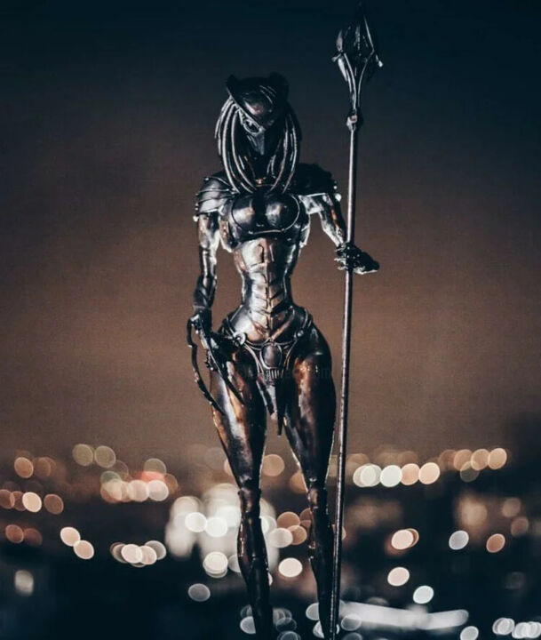 Sculpture titled "Woman Predator" by Mikhail Perederii, Original Artwork, Metals