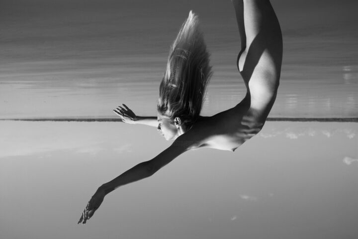 Fotografia intitolato ""Spreading wings"" da Mikhail Faletkin, Opera d'arte originale, Fotografia digitale