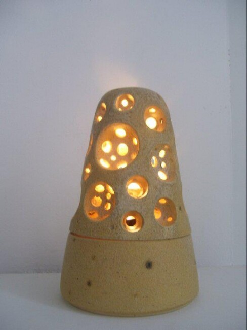 Skulptur mit dem Titel "ceramic lamp" von Milan Rakic, Original-Kunstwerk, Keramik