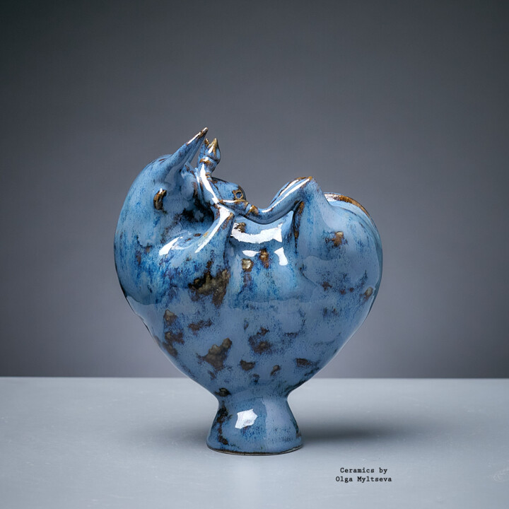Sculpture titled "Calf Lapis lazuli" by Oly Miltys, Original Artwork, Ceramics