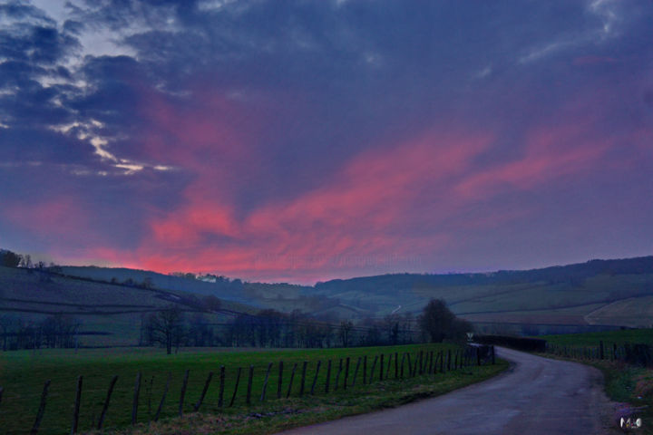 Fotografia intitolato "coucher de soleil 1…" da Miodrag Aubertin, Opera d'arte originale