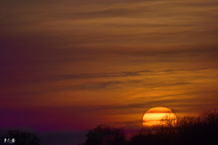 Фотография под названием "coucher de soleil 1…" - Miodrag Aubertin, Подлинное произведение искусства