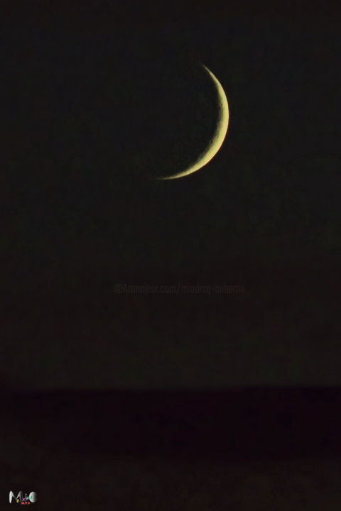 Fotografia intitulada "La lune 29" por Miodrag Aubertin, Obras de arte originais