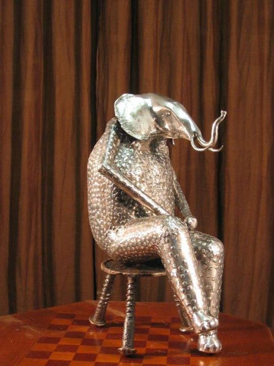 Sculpture titled "timido.jpg" by Carlos Miranda, Original Artwork, Metals