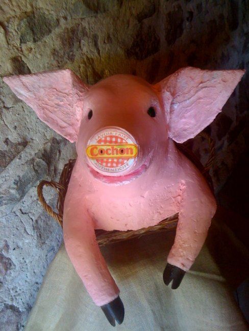 Sculpture titled "Zoé cochon" by Mirèo, Original Artwork