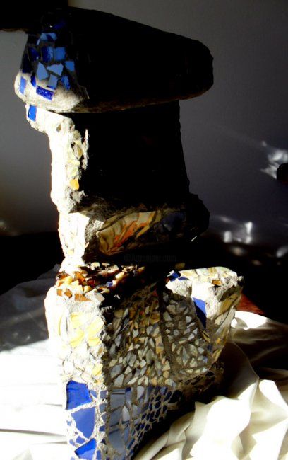 Sculptuur getiteld "Totem" door Mirta García Miraglia, Origineel Kunstwerk, Anders