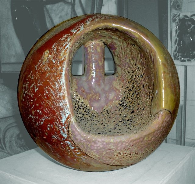 Скульптура под названием "из жизни сферы реве…" - Михаил Таран, Подлинное произведение искусства, Керамика