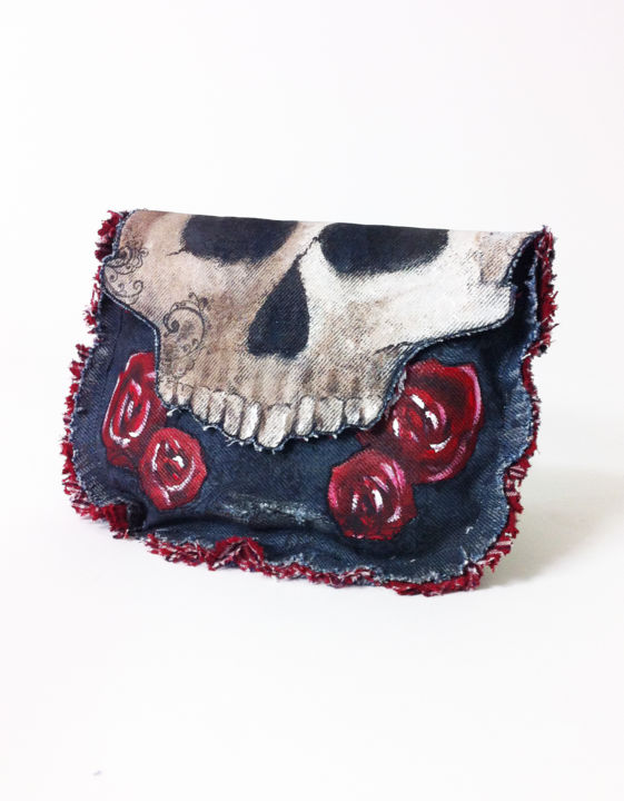 Art textile intitulée "Skull and Roses" par Modesty, Œuvre d'art originale