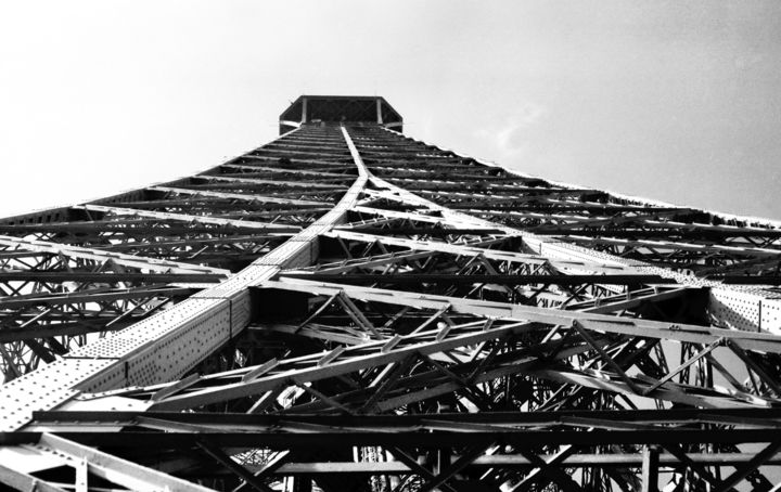 Fotografie getiteld "Eiffel Tower" door Monique Gray, Origineel Kunstwerk