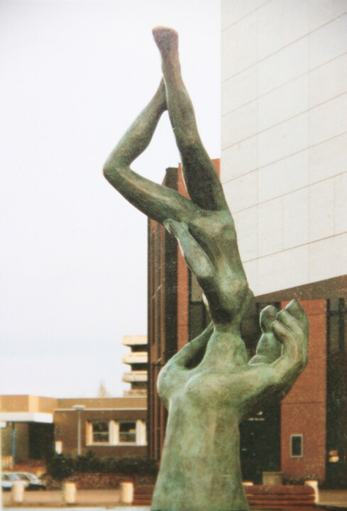 Skulptur mit dem Titel "Création de l'Unive…" von Monique Vivian, Original-Kunstwerk, Metalle