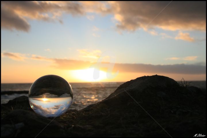 Fotografia zatytułowany „coucher de soleil” autorstwa M. Olivier, Oryginalna praca