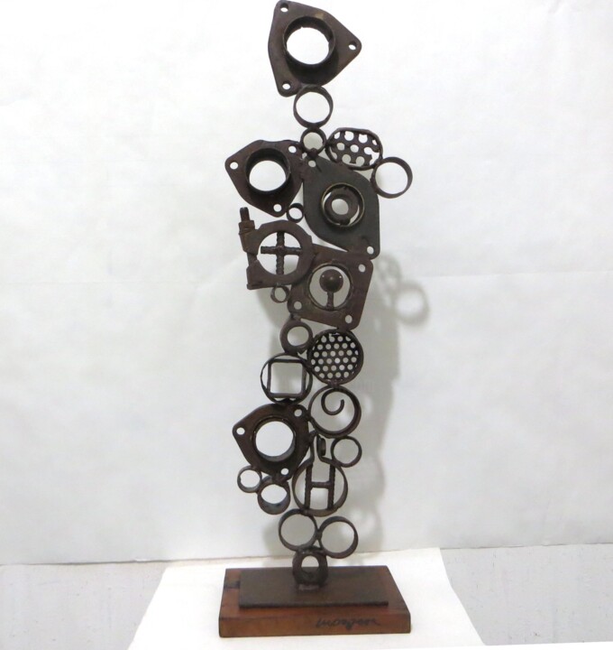 Sculpture titled "MISCROCOSMO" by Morgese Giovanni, Original Artwork, Metals