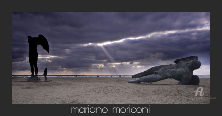 「mitoraj 2」というタイトルの写真撮影 Mariano Moriconiによって, オリジナルのアートワーク, デジタル