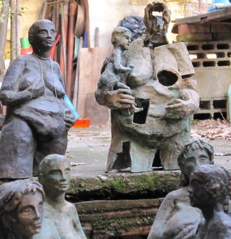 Sculptuur getiteld "1992 GROUPE DE SCUL…" door Michel Moskovtchenko, Origineel Kunstwerk, Metalen