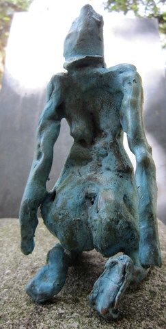 Sculpture titled "FEMME A GENOUX" by Michel Moskovtchenko, Original Artwork, Metals