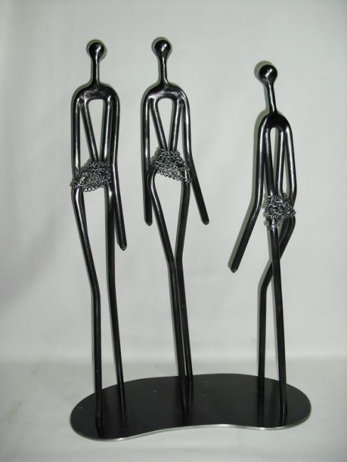 Escultura titulada "mes trois doigts" por Mouffouk05, Obra de arte original, Metales