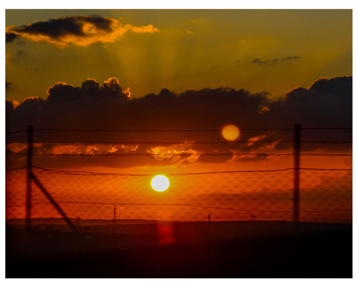 Photography titled "Sunset" by Mouna Bakouassi, Original Artwork, Digital Photography