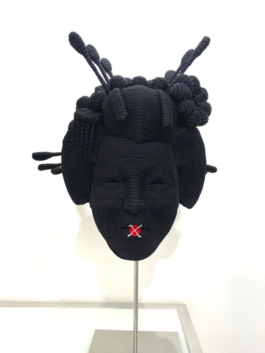 Escultura titulada "Geisha Noir" por Mozart Guerra, Obra de arte original, Acero inoxidable