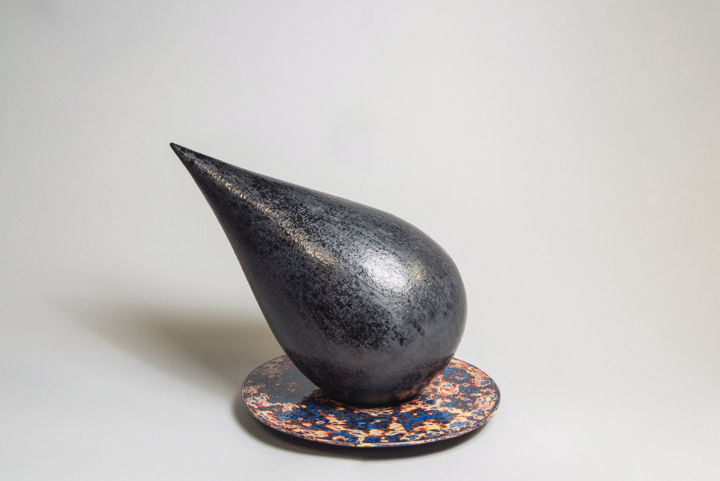 Sculpture titled "Drop" by Yuriy Musatov, Original Artwork, Ceramics