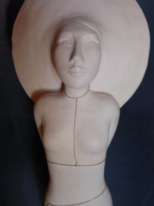 Sculpture titled "D'or et de soleil" by Myriam Ferrer, Original Artwork