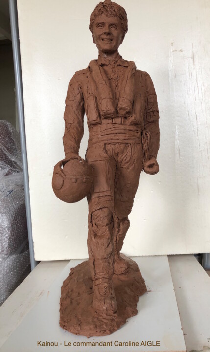 Sculpture titled "Le commandant Carol…" by Nacera Kaïnou, Original Artwork, Terra cotta