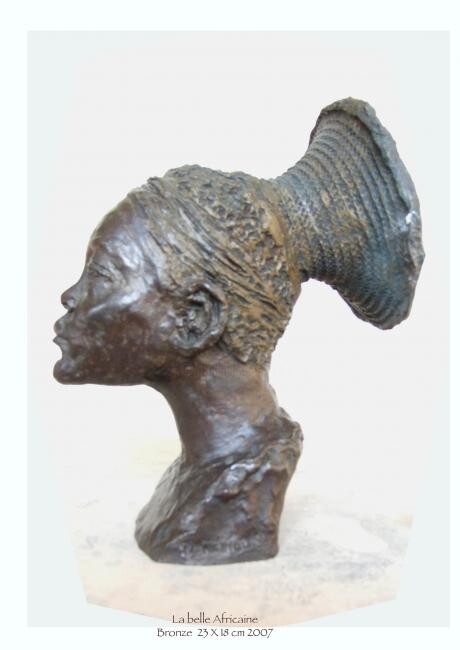 Sculpture titled "La belle Africaine" by Nacera Kaïnou, Original Artwork, Metals