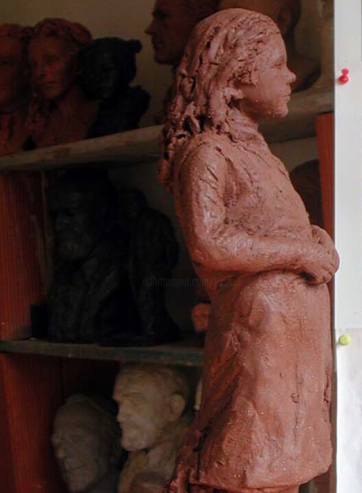 雕塑 标题为“Marion” 由Nacera Kaïnou, 原创艺术品, 兵马俑