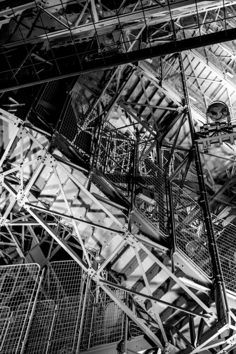Photographie intitulée "Eiffel chérie" par Nachenza, Œuvre d'art originale, Photographie numérique
