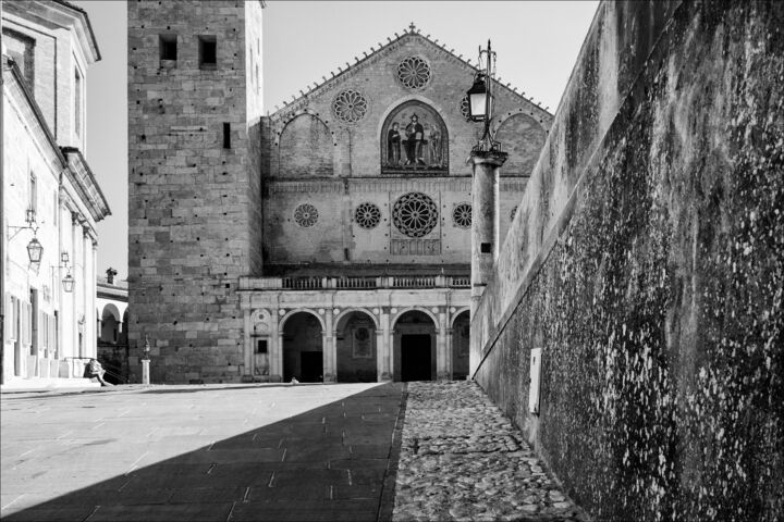 Photographie intitulée "Duomo di Spoleto" par Nadia D'Agaro, Œuvre d'art originale, Photographie numérique