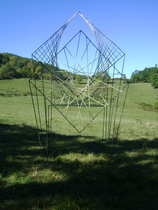 Sculpture intitulée ""Le diaphragme N°2"" par Nadine Trescartes (fildefériste), Œuvre d'art originale, Techniques mixtes