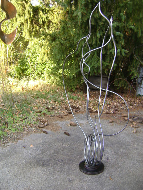 Sculpture titled "flamme" by Nadine Trescartes (fildefériste), Original Artwork, Metals