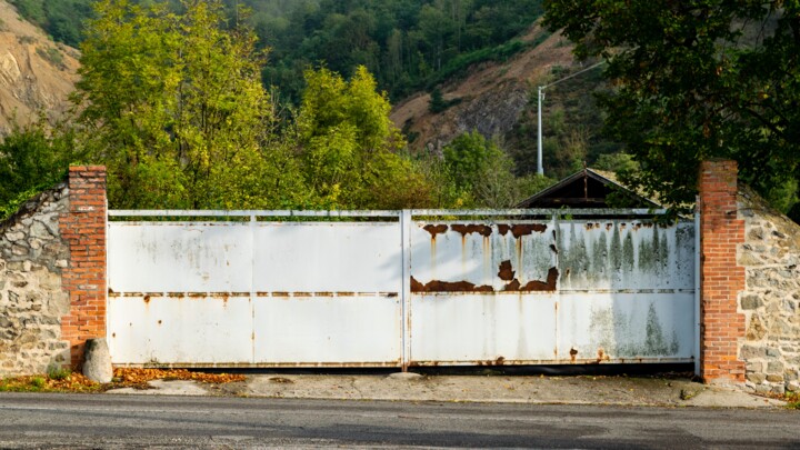 Fotografia zatytułowany „DOORS 019 - Portail” autorstwa Naep, Oryginalna praca, Fotografia cyfrowa