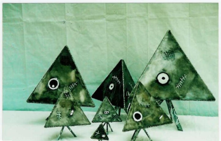 Sculpture intitulée ""Cosmic Pyramids -…" par Naim Iseni, Œuvre d'art originale, Métaux