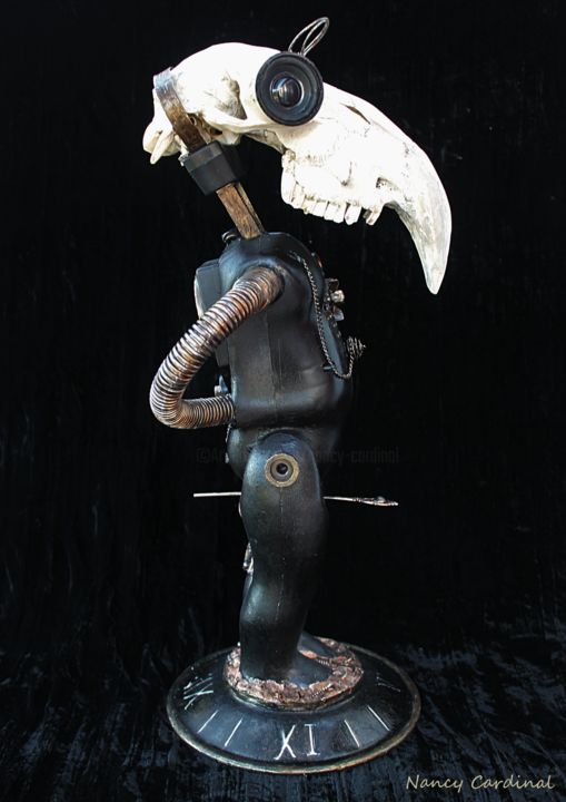 Sculpture intitulée "Doctor Steampunk" par Nancy Cardinal, Œuvre d'art originale, Plastique