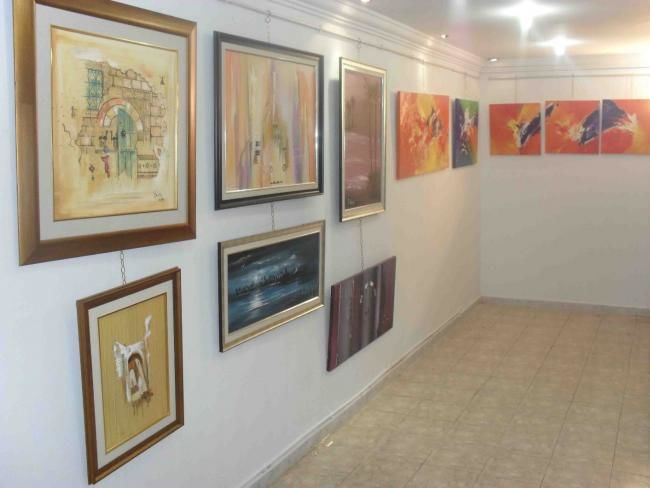 Photographie intitulée "salle 1" par nasser-1, Œuvre d'art originale,