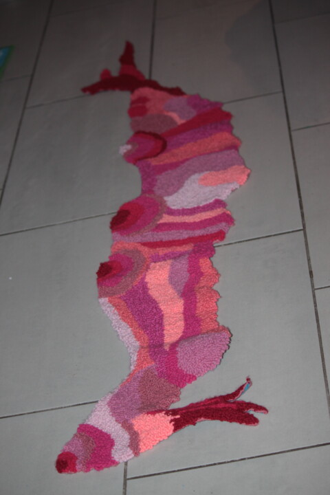 Textile Art titled "Carpet Worm pink.Pa…" by Natasha Korets, Original Artwork, Textile fiber