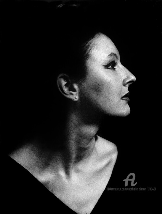 Photography titled "Véronique Brard - a…" by Nathalie Simon, Original Artwork, Analog photography