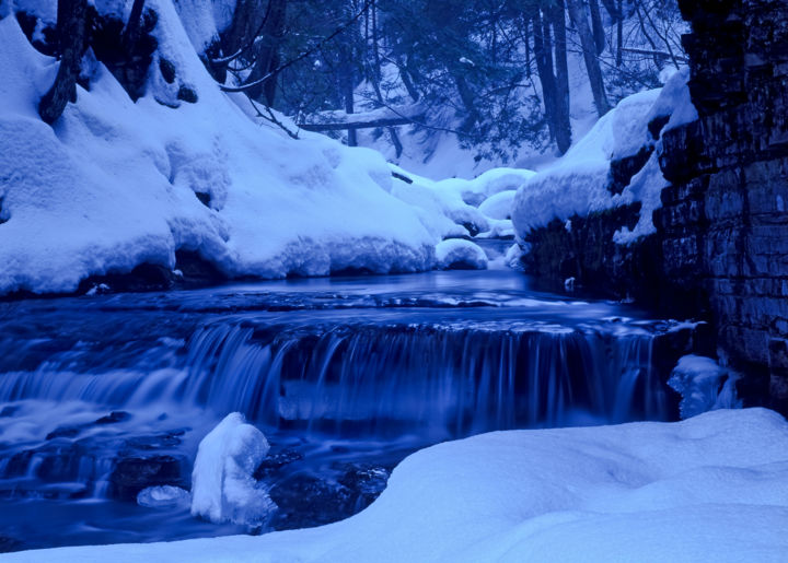 Photographie intitulée "ruisseau-hivernal.j…" par Nathalie Forest, Œuvre d'art originale