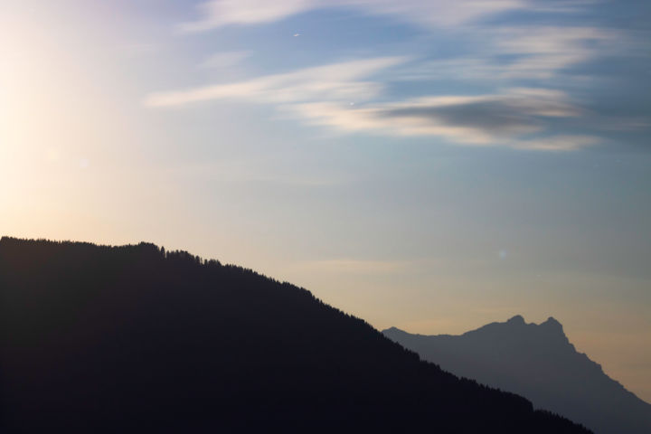 Fotografía titulada "La lumière de la lu…" por Nathanael Desmeules, Obra de arte original, Fotografía digital