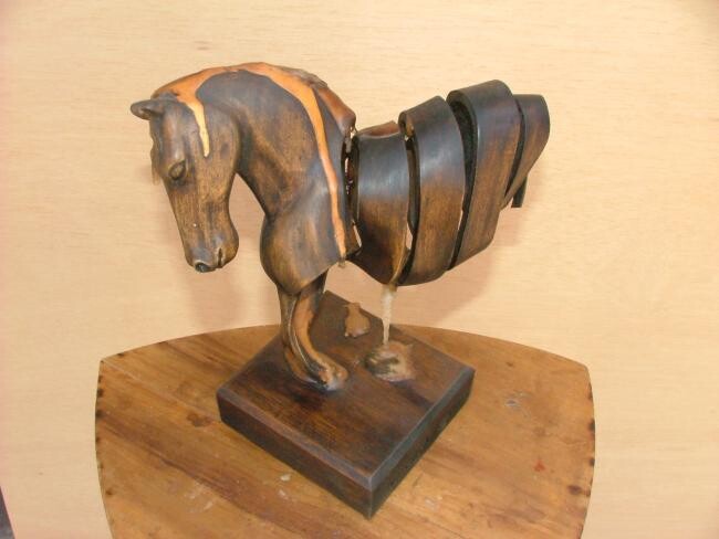 Sculpture titled "Cavalo de tróia" by Nelson Moratto, Original Artwork