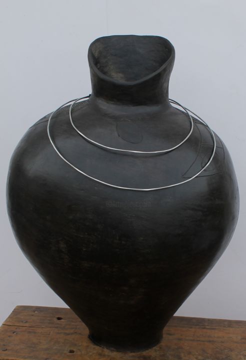 Rzeźba zatytułowany „newboy-dlamini-054.…” autorstwa Newboy Dlamini Mthandeni Dlamini, Oryginalna praca