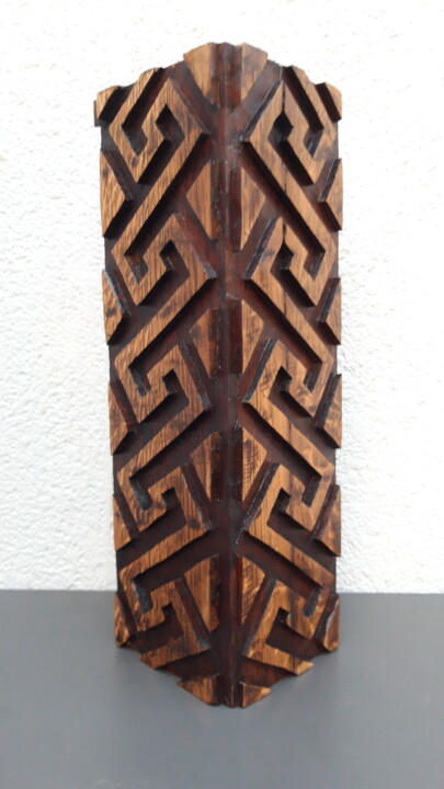 Skulptur mit dem Titel "Decorative element…" von Nicolae Teisanu, Original-Kunstwerk, Holz