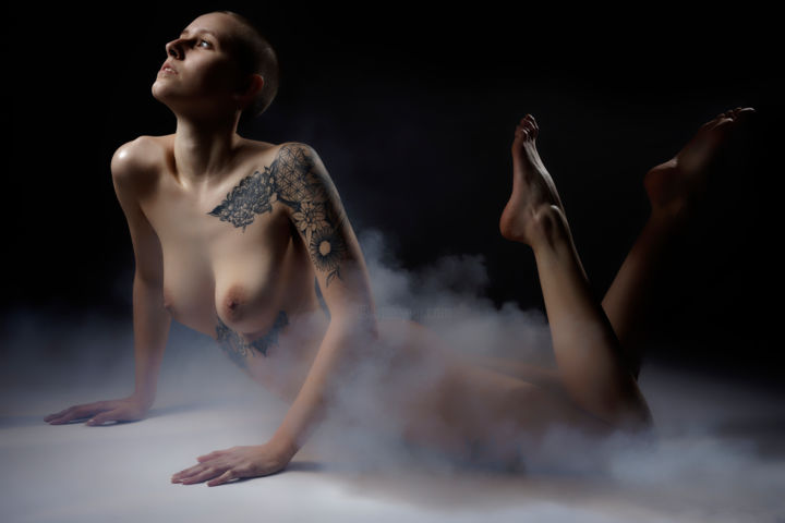 Fotografia intitolato "Smoky" da Nicolas Claeyssen, Opera d'arte originale
