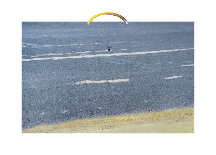 Photographie intitulée "asphalt landscapes…" par Nicolas Lespagnol, Œuvre d'art originale, Photographie non manipulée Monté…